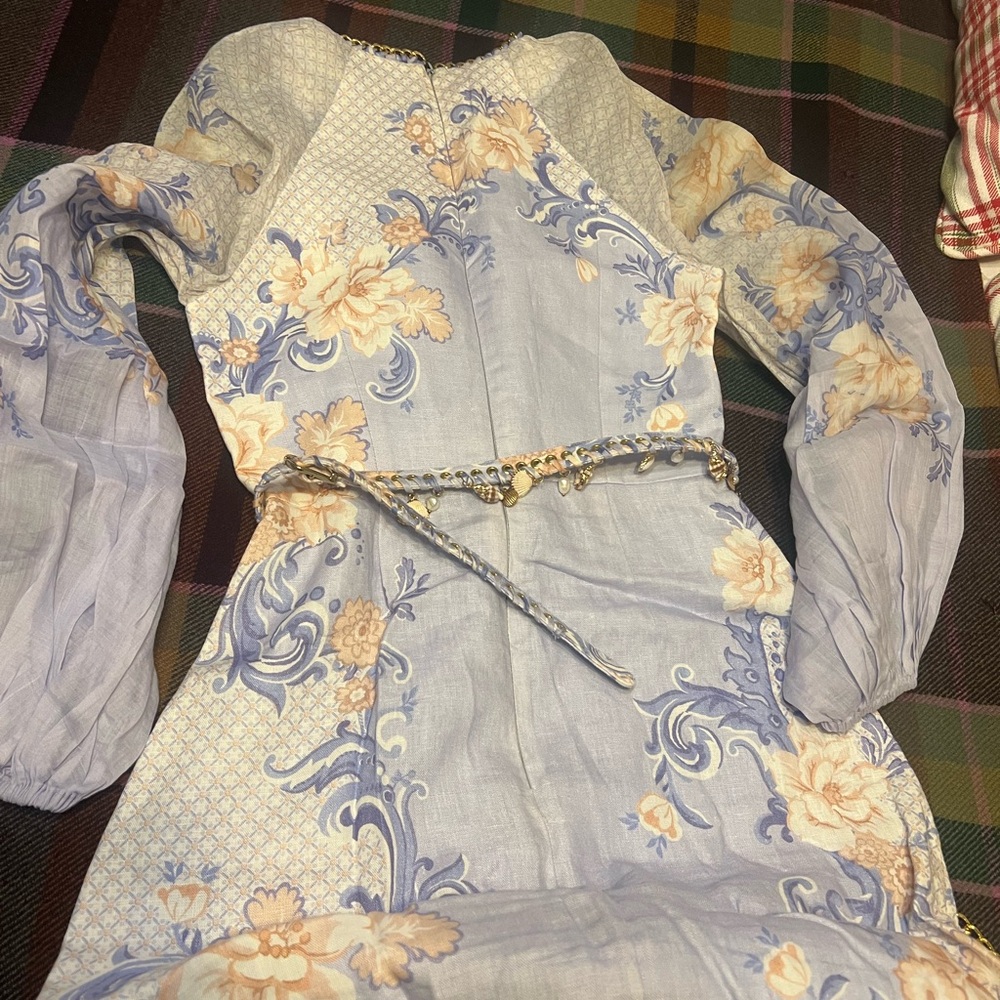 🔴sold🔴Zimmermann midi dress with long sleeves a skinny belt with fancy seashells - Picture 4 of 13